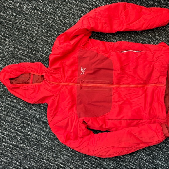 Arc'teryx Vibrant Red Puffer Jacket. Men’s M - Picture 2 of 6